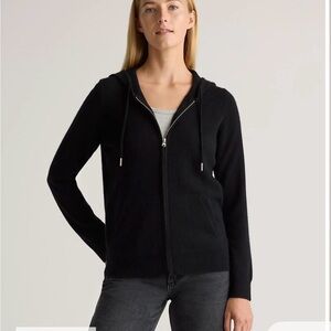 Quince Mongolian Cashmere Women's Black Hoodie